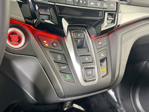 Used 2023 Honda Odyssey Sport image 16