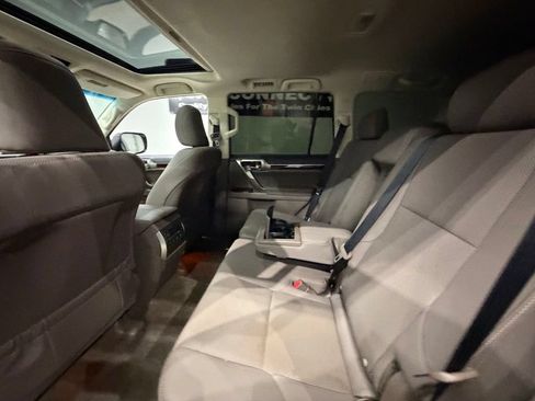 Used 2019 Lexus GX 460 Premium AWD/4WD image 24