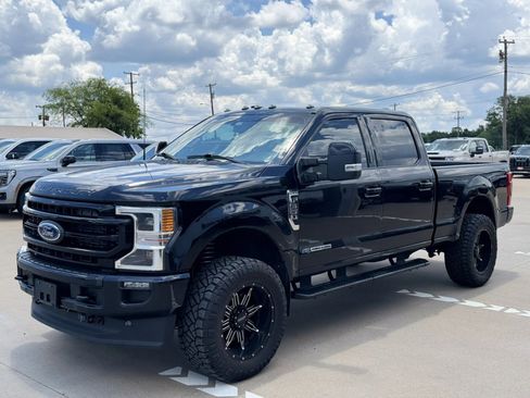 Used 2022 Ford F350 Lariat w/ Lariat Ultimate Package AWD/4WD image 2