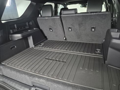 New 2025 Toyota 4Runner 4WD image 18