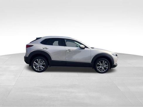 Used 2022 MAZDA CX-30 AWD 2.5 S w/ Premium Package image 6