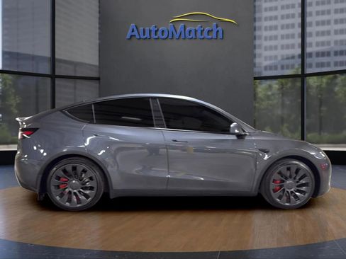 Used 2023 Tesla Model Y Performance image 12