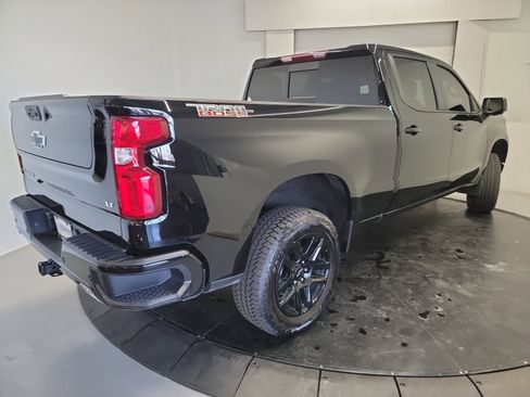 Used 2026 Chevrolet Silverado 1500 LT Trail Boss w/ LT Trail Boss Premium Package AWD/4WD image 9