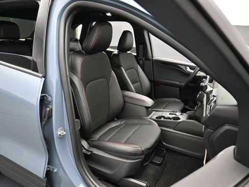 New 2026 Ford Escape ST-Line w/ Cold Weather Package image 27