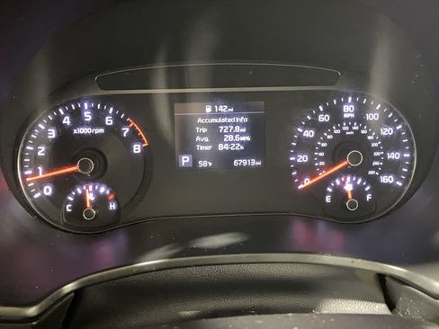 Used 2021 Kia Soul LX image 10