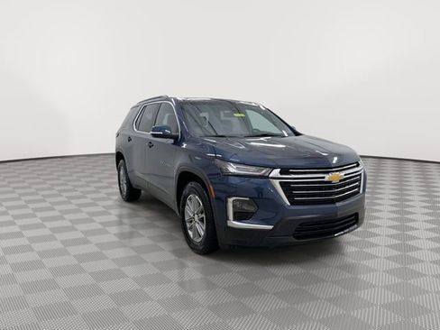 Certified 2023 Chevrolet Traverse LT image 2