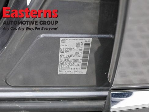 Used 2023 Nissan Murano SV image 34