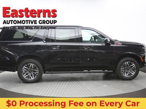 Used 2025 Chevrolet Suburban Z71 AWD/4WD image 47