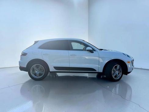 Used 2015 Porsche Macan S AWD/4WD image 2