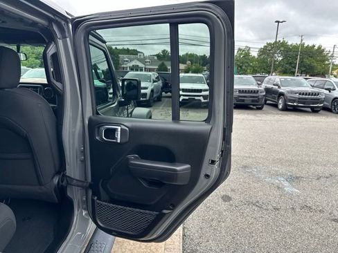 Certified 2023 Jeep Wrangler Unlimited Sport AWD/4WD image 16
