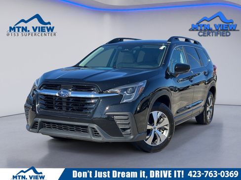 Used 2024 Subaru Ascent Premium w/ Convenience Package image 1