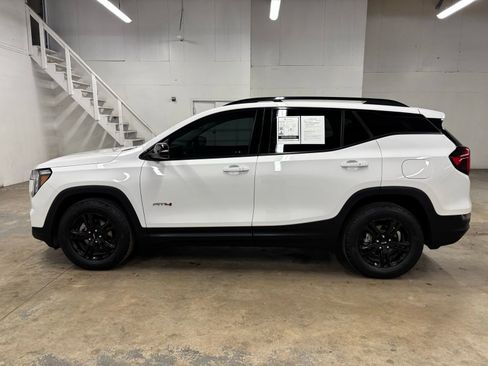 Used 2024 GMC Terrain AT4 w/ LPO, Floor Liner Package AWD/4WD image 4