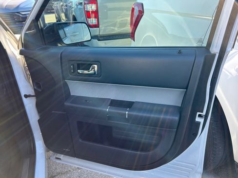Used 2014 Ford Flex Limited w/ Equipment Group 303A image 11