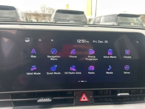 Used 2025 Kia Sportage EX image 23