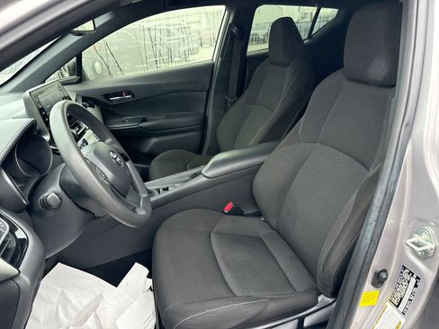 Certified 2019 Toyota C-HR LE image 13