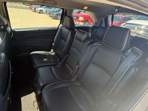 Used 2023 Honda Odyssey Elite image 12