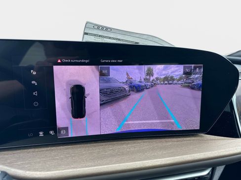 New 2025 Audi Q5 Prestige image 24