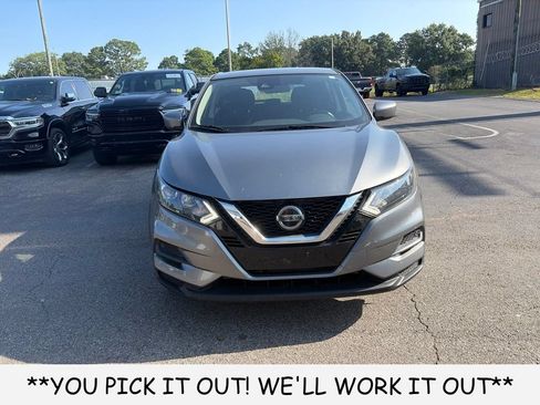 Used 2021 Nissan Rogue Sport S FWD image 2