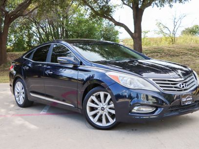 Used 2013 Hyundai Azera w/ Technology Pkg