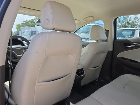 Used 2024 Chevrolet Malibu LT FWD image 15