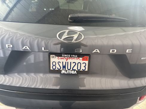 Used 2021 Hyundai Palisade Limited w/ Winter Package image 12