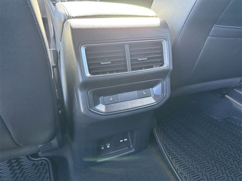 New 2026 Volkswagen Atlas Cross Sport SEL image 25