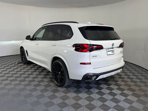 New 2026 BMW X5 sDrive40i w/ M Sport Package RWD image 3