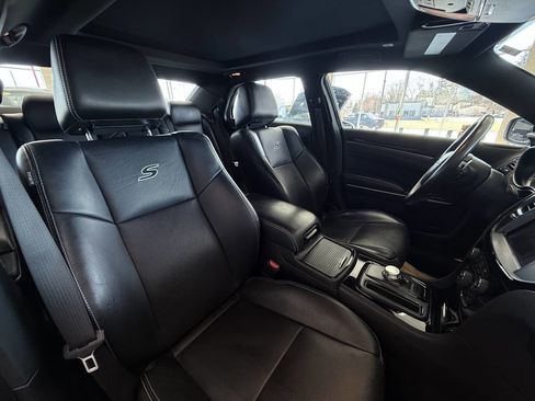 Used 2021 Chrysler 300 S w/ S Model Appearance Package image 27