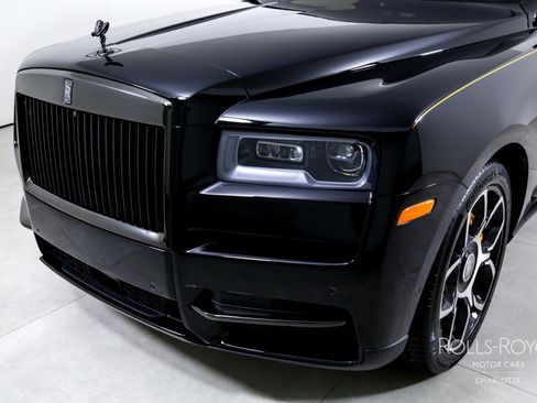 Certified 2024 Rolls-Royce Cullinan Black Badge w/ Dark Exterior Package image 44
