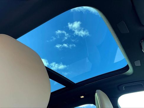 New 2026 Volvo XC60 B5 Plus w/ Protection Package Premier image 29