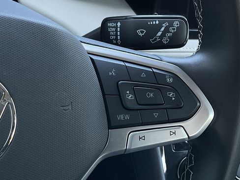 Used 2025 Volkswagen Taos S image 24