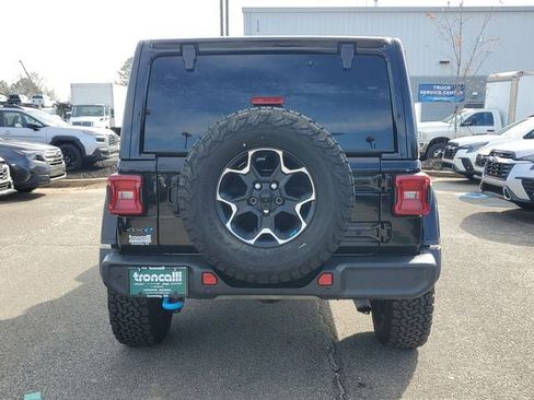 Certified 2022 Jeep Wrangler Unlimited Rubicon 4xe w/ Cold Weather Group image 5