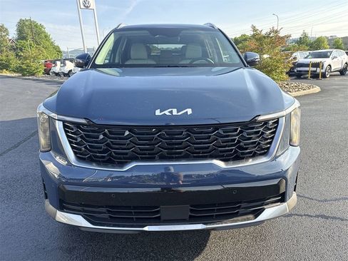 New 2025 Kia Sorento S image 2