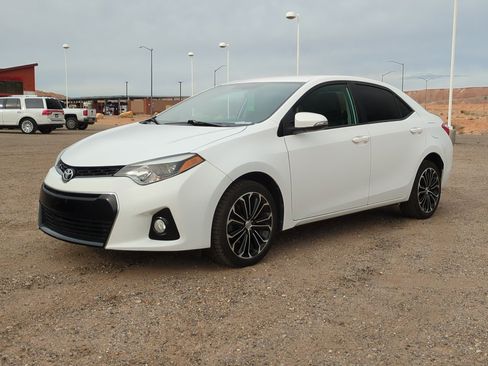 Used 2015 Toyota Corolla S image 8