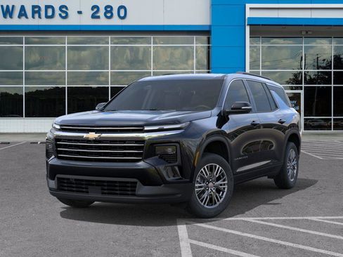 New 2026 Chevrolet Traverse LT w/ Driver Confidence Package image 6