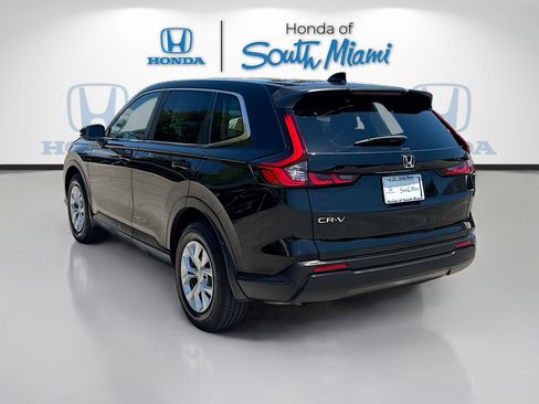 Used 2025 Honda CR-V LX image 5
