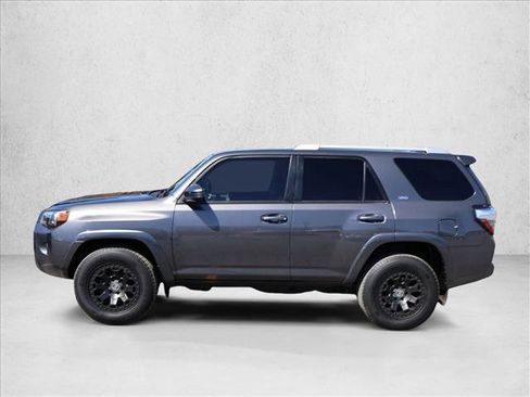 Used 2014 Toyota 4Runner SR5 RWD image 9