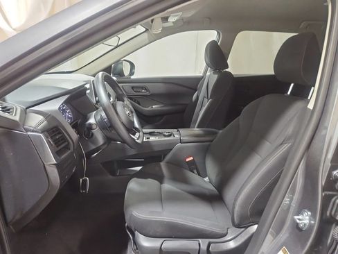Used 2024 Nissan Rogue S AWD/4WD image 9