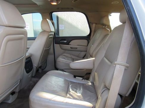 Used 2009 GMC Yukon Denali image 21