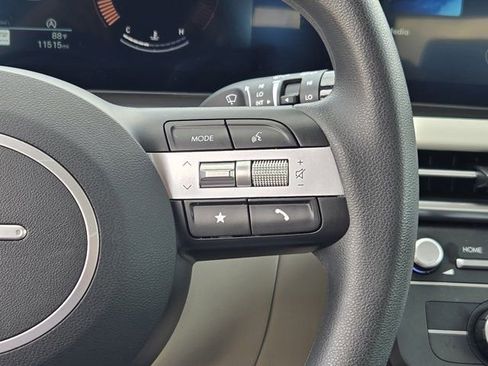 Used 2025 Hyundai Tucson SE FWD image 29