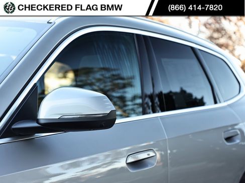 Certified 2025 BMW X1 xDrive28i w/ Technology Package image 12