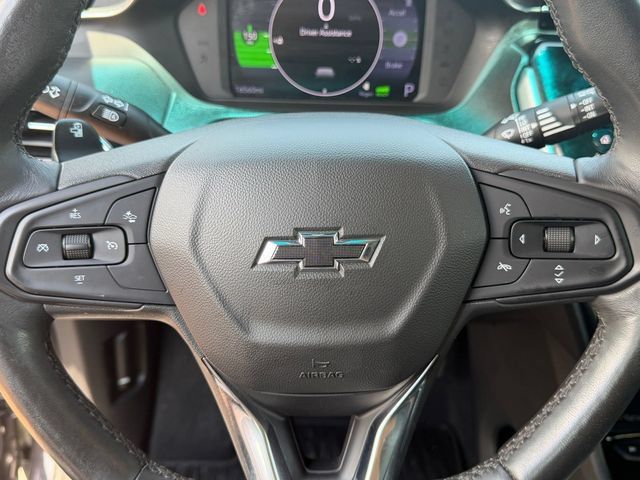 Used 2023 Chevrolet Bolt LT w/ Infotainment Package FWD image 26