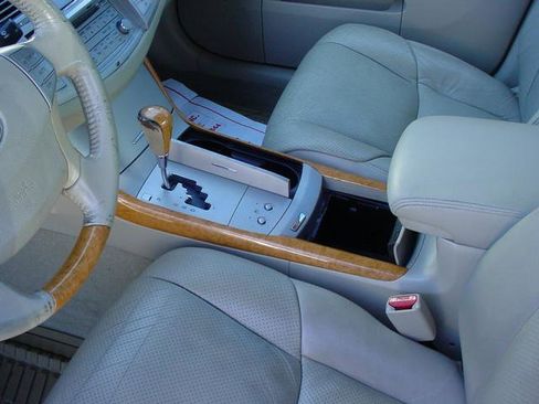 Used 2007 Toyota Avalon XL image 26