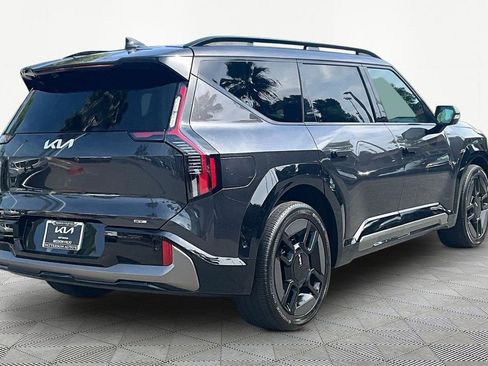 Used 2025 Kia EV9 GT-Line image 2