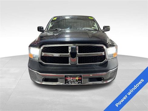 Used 2018 RAM 1500 Classic SLT image 2