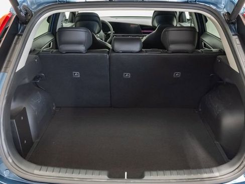 Certified 2024 Kia Niro SX Touring FWD image 31