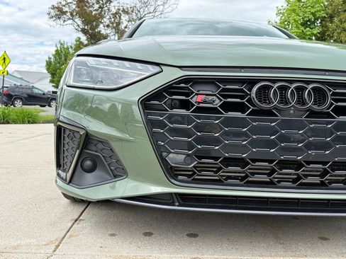 Used 2023 Audi S4 Premium Plus w/ Premium Plus Package AWD/4WD image 5