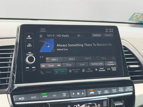 Used 2025 Honda Odyssey EX-L image 18