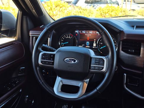 Used 2024 Ford Expedition Max Limited image 26