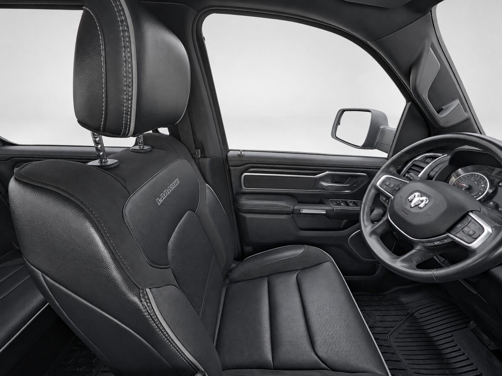 Used 2023 RAM 1500 Laramie AWD/4WD image 18